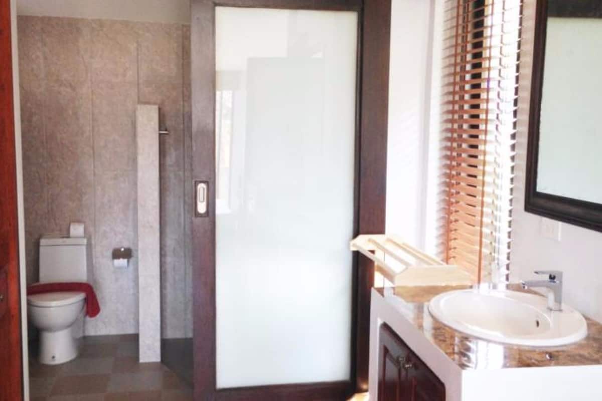 shower, free toiletries, hair dryer, dressing gowns