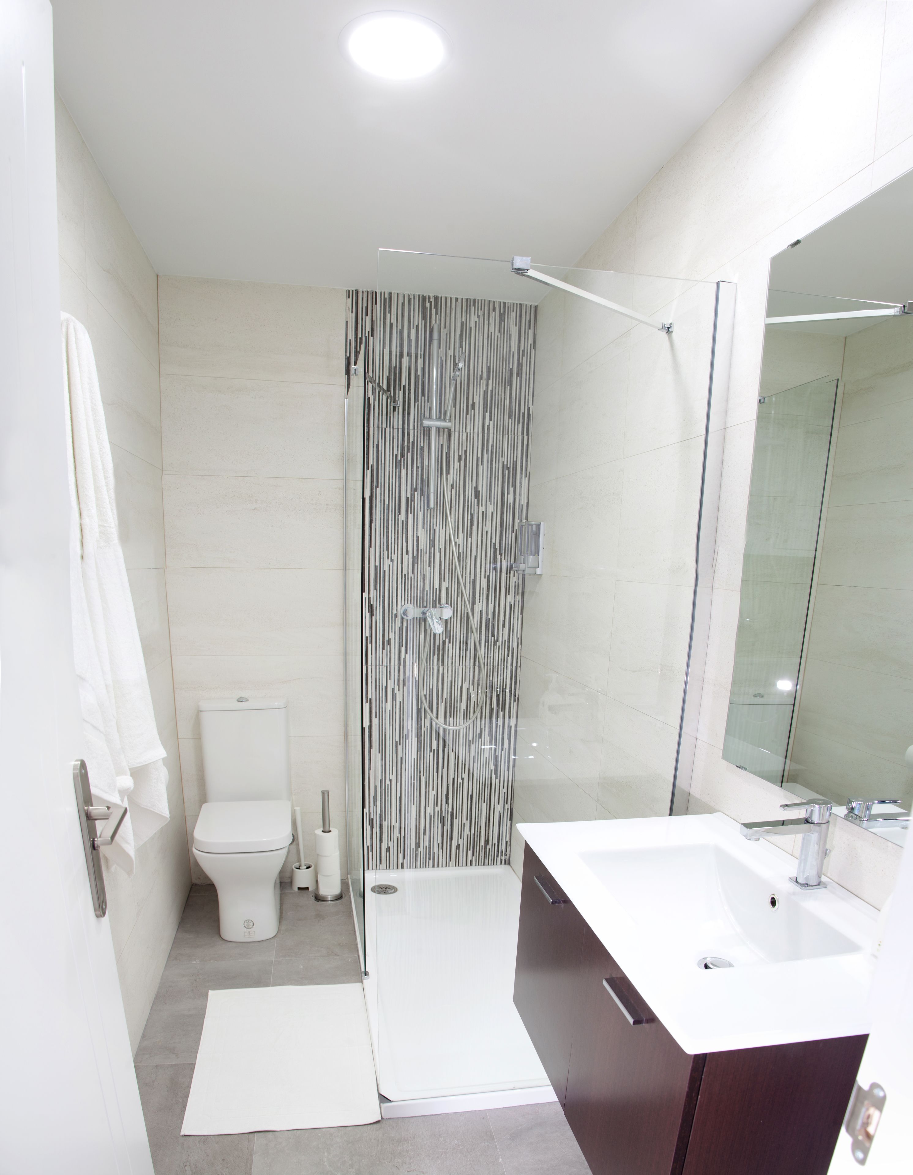 City Studio Suite, 1 Queen Bed with Sofa bed, Park View | Bathroom