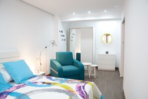 Apartament urbà, 1 dormitori, vistes a la ciutat | Roba de llit d'alta qualitat, cobrellits i caixa forta a l'habitació