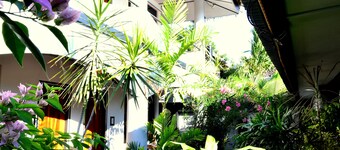 Micky Santoro Hotel and Restaurant