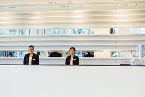 Check-in/check-out kiosk