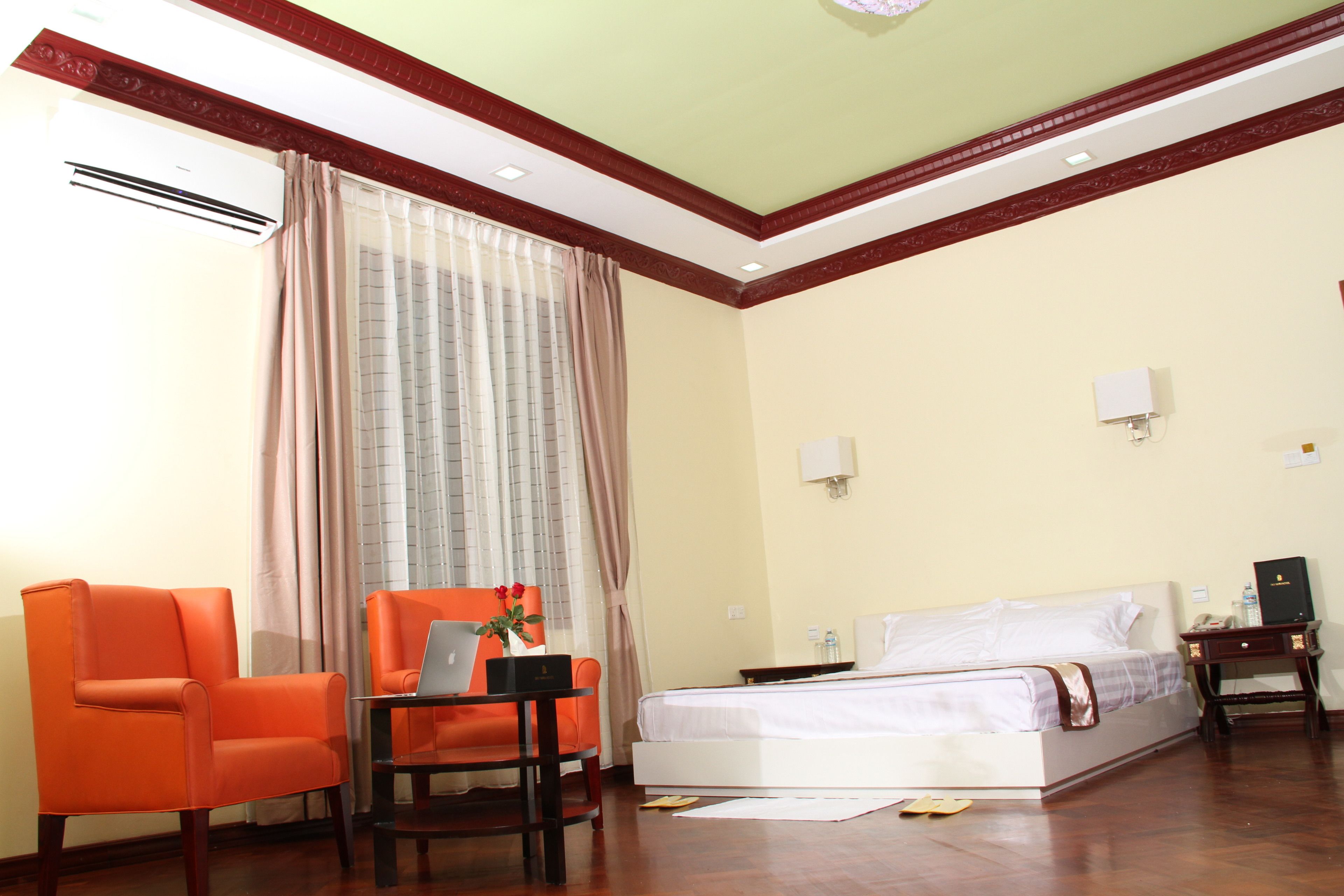 minibar, in-room safe, desk, blackout curtains