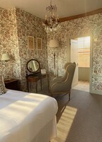 Quarto casal, 1 cama King (TERN) | Escrivaninha, ferros/tábuas de passar roupa, Wi-Fi de cortesia