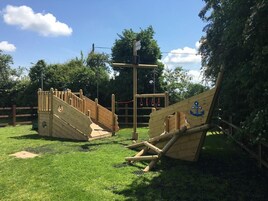 Área de juegos infantiles al aire libre