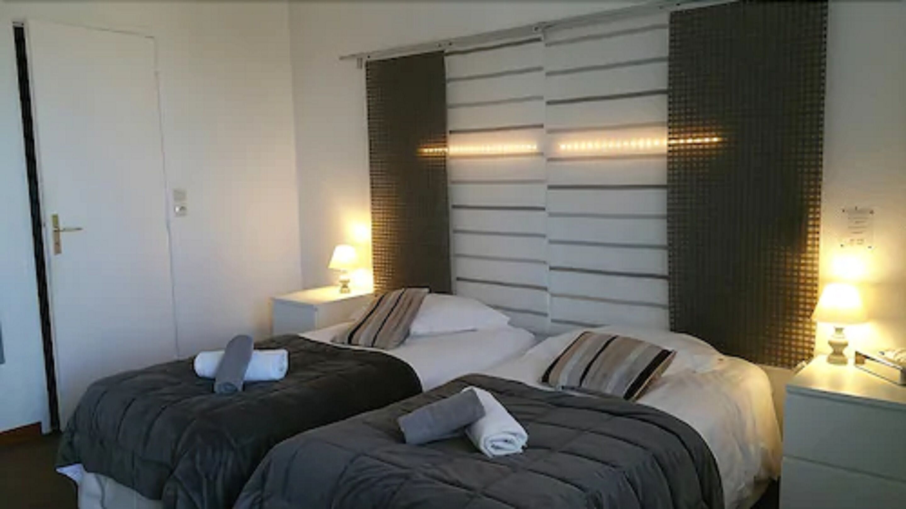 premium bedding, minibar, in-room safe, soundproofing