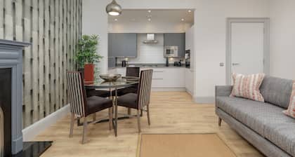 Destiny Scotland - Princes St Residence