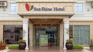 Unclassified image, 3 of 26, button - Sun Shine Hotel (Luanda)