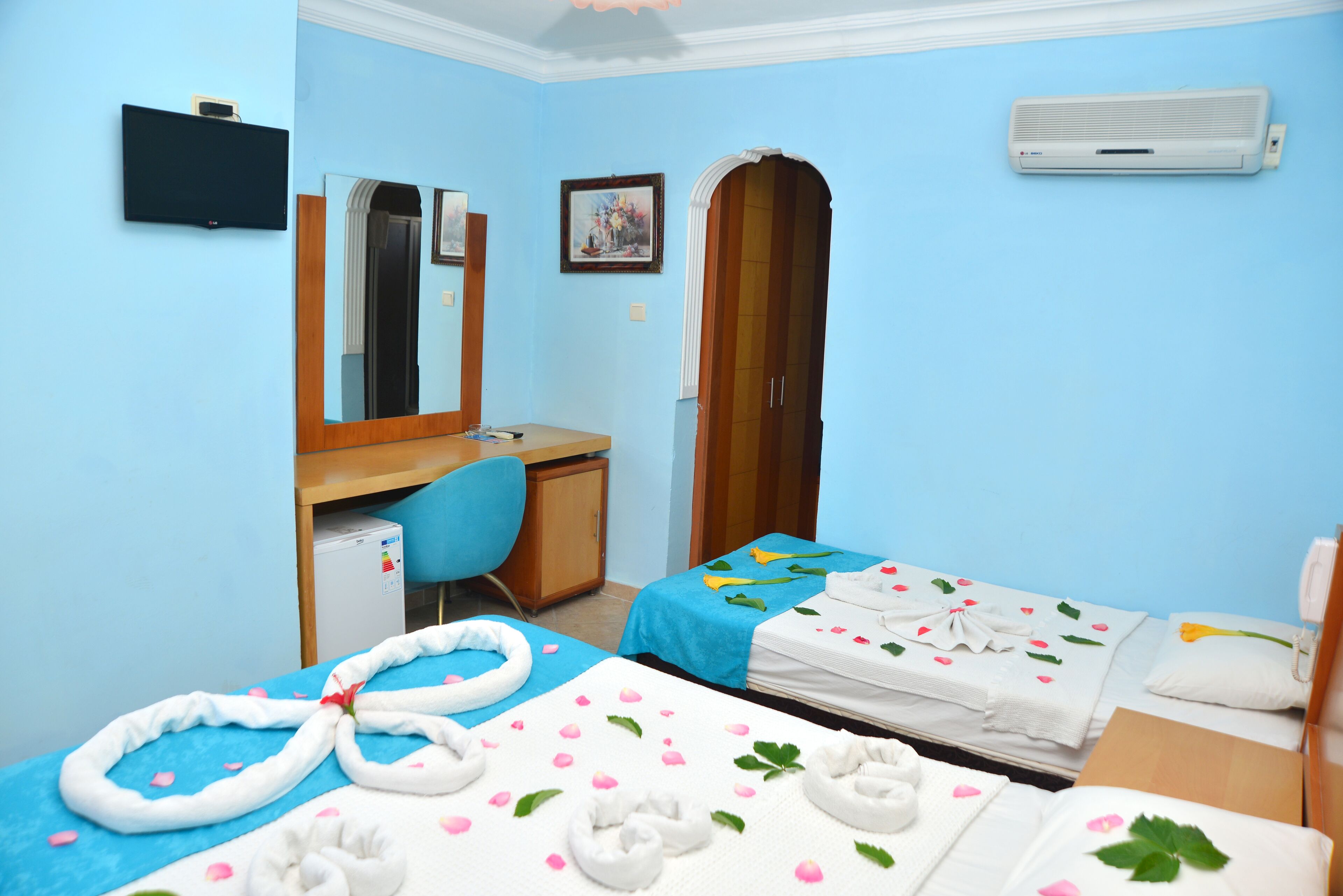 Photo - Side Temple Hotel