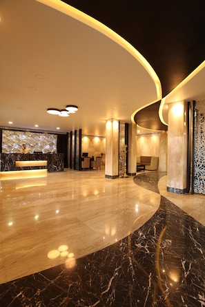 Lobby sitting area - Hotel Southern Residency (Tirupporur)
