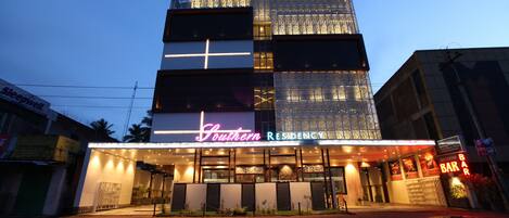 Front of property - evening/night