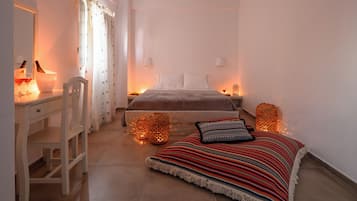 Standard Room, Garden View | Premium bedding, in-room safe, desk, soundproofing