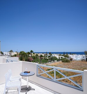 Superior Room, Sea View | Balcony - Selini Hotel (Santorini)