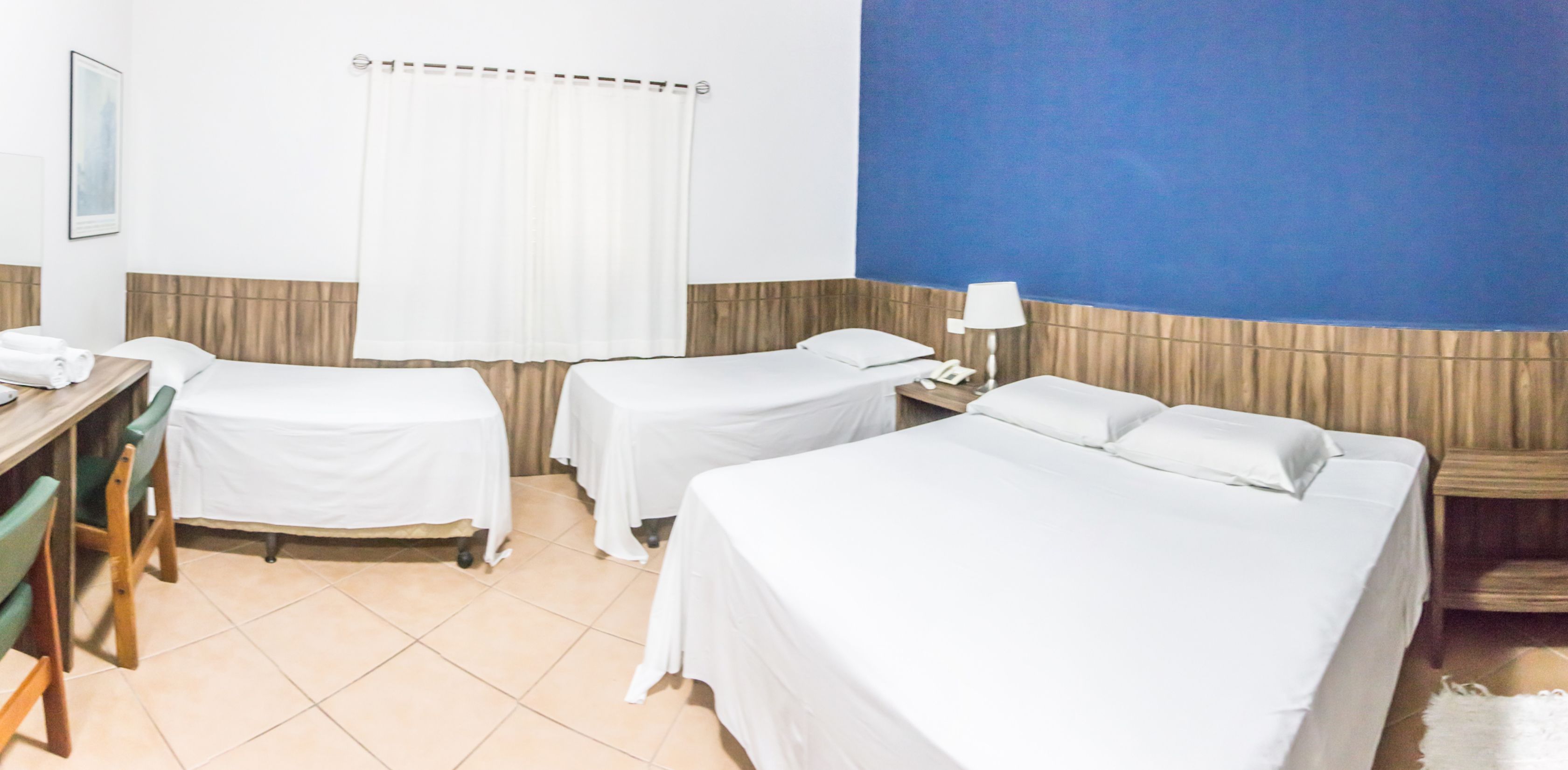 triple room | minibar, desk, free cots/infant beds, free rollaway beds