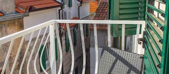 Split Allure Apartments