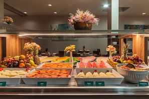 Tägliches inbegriffenes Frühstücksbuffet