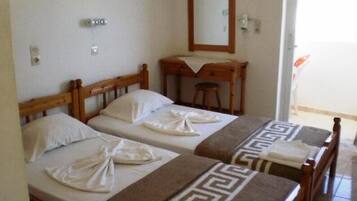 Estúdio | Cofres nos quartos, berços grátis, Wi-Fi de cortesia