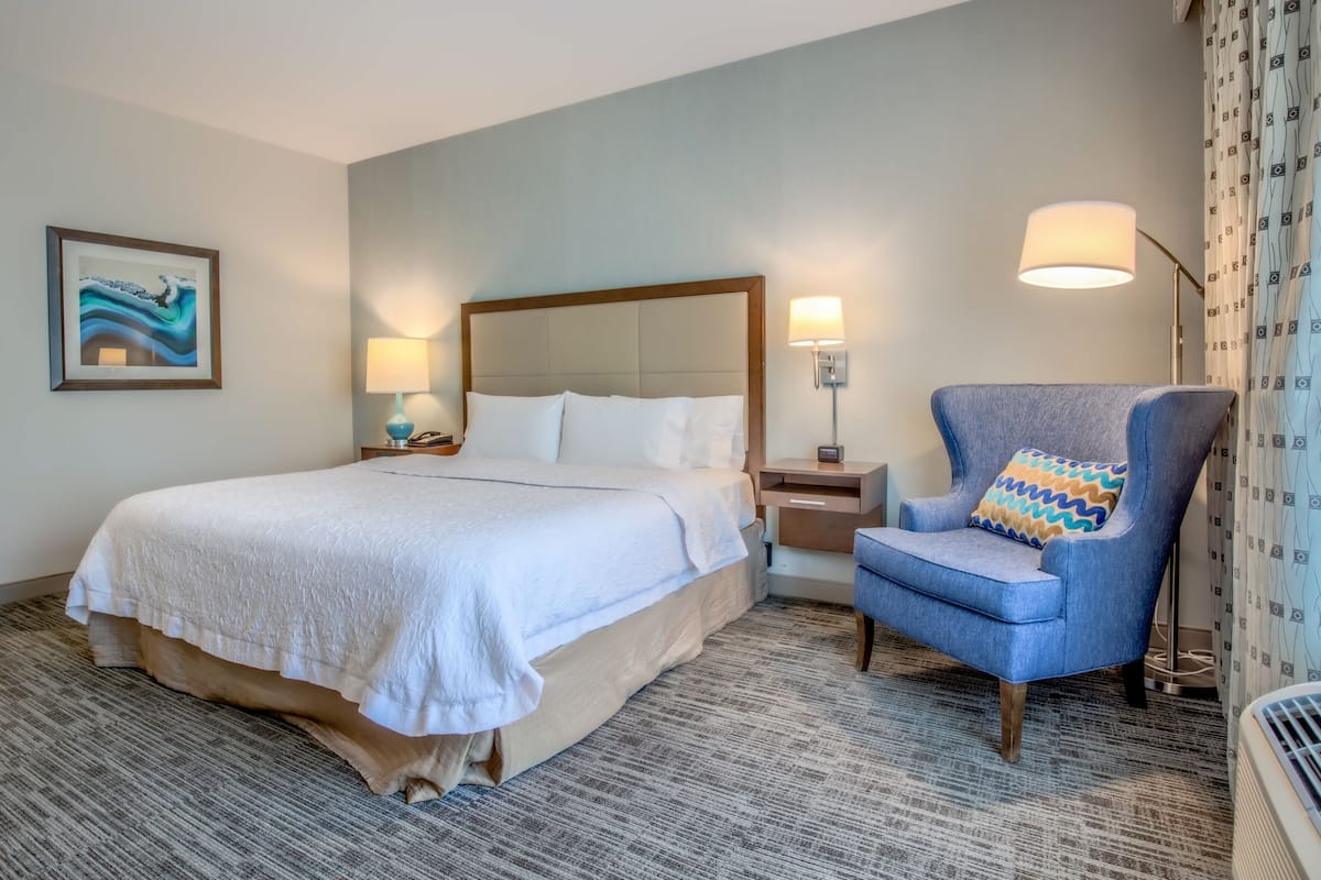In-room safe, desk, iron/ironing board, cots/infant beds