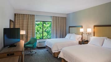 In-room safe, desk, iron/ironing board, cribs/infant beds