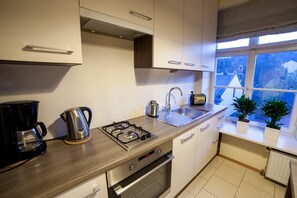 Appartamento Superior, 2 letti singoli (8B) | Cucina privata | Frigorifero, piano cottura, macchina per tè/caffè, bollitore elettrico