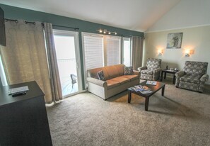 Living area - Multi Resorts at Puente Vista (Corpus Christi)