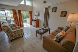 Familien-Stadtwohnung, 2 Schlafzimmer, Kanalblick | Hochwertige Bettwaren, individuell dekoriert, individuell eingerichtet