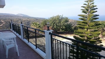 Apartment, Balcony, Sea View | Terrace/patio