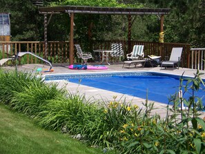 Piscine extérieure (ouverte en saison)