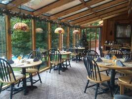 Desayuno completo incluido todos los días