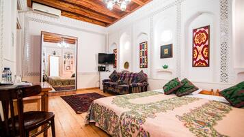 Literie de qualité supérieure, coffres-forts dans les chambres