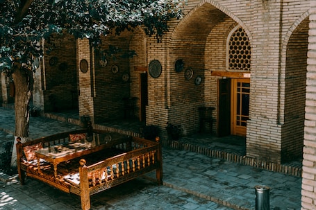 Patio. Boutique Hotel Minzifa