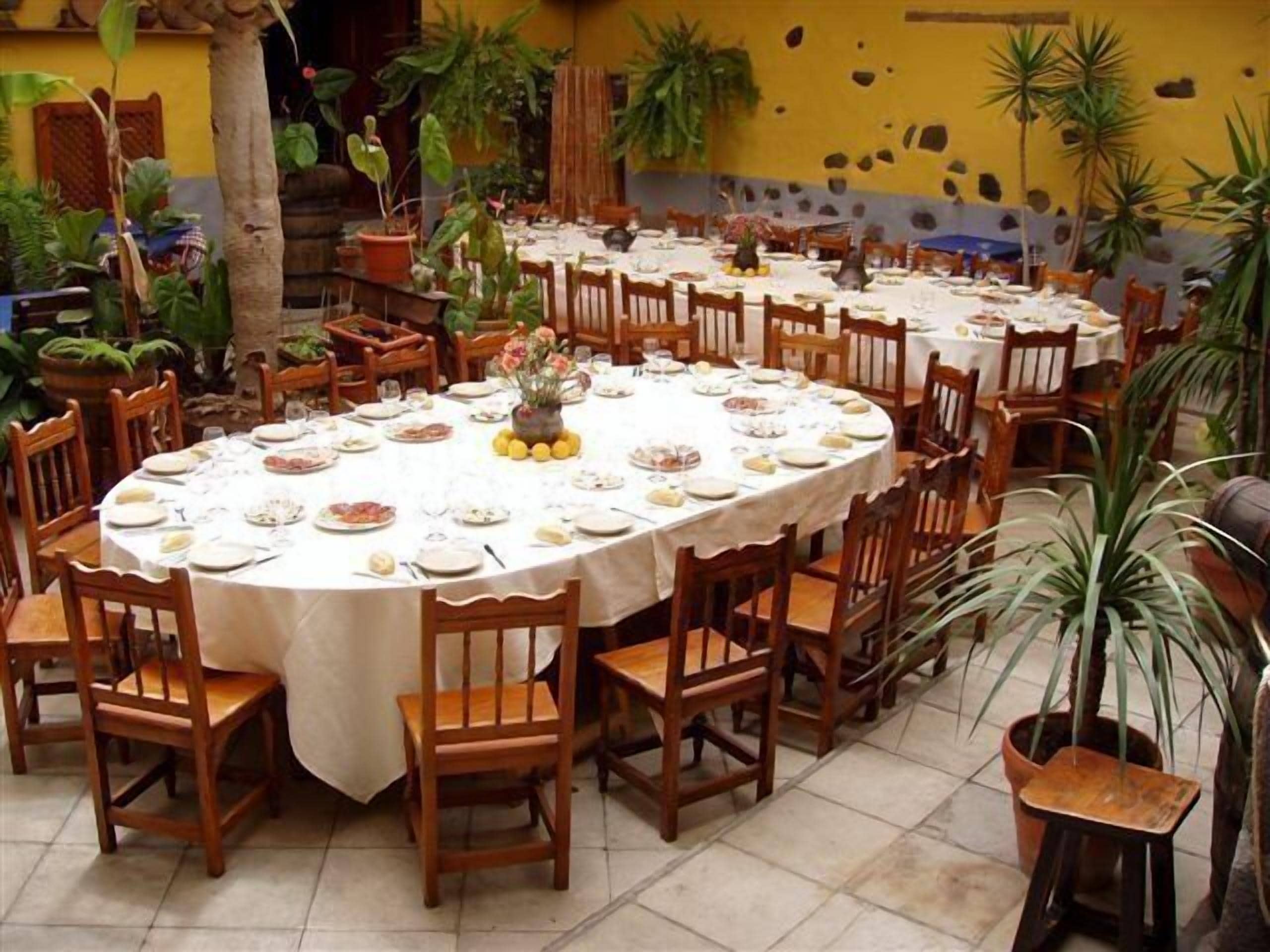 breakfast, lunch, dinner served; local cuisine