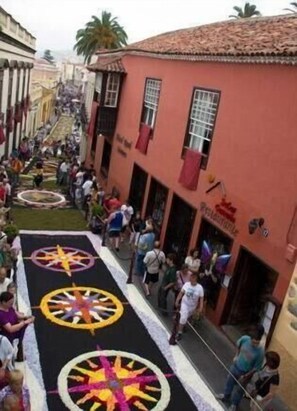 Nicht klassifiziertes Bild, 4 von 62, Schaltfläche