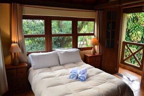 Minibar, blackout drapes, free WiFi, bed sheets - Pousada Papyrus (Tiradentes)