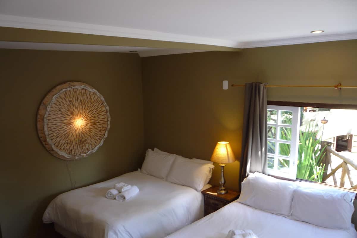 Minibar, cortinas blackout, wifi gratis y ropa de cama