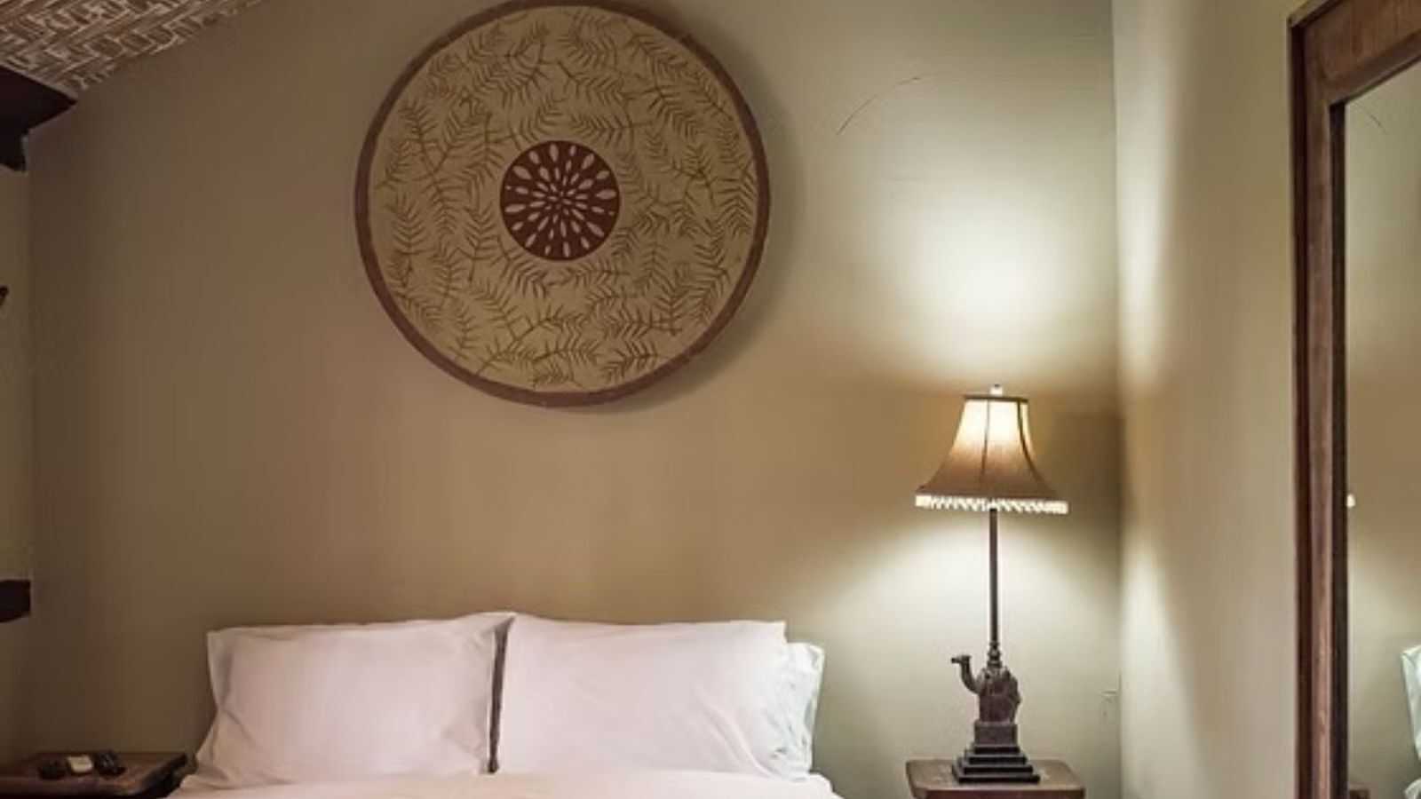 Quarto Casal Standard Plus com Ar | Minibar, blackout drapes, free WiFi, bed sheets