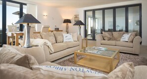 Living area | 35-inch Smart TV with digital channels, TV