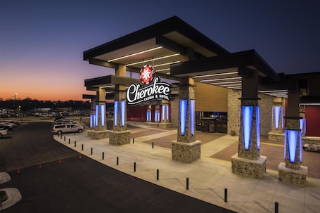 Exterior. Cherokee Casino & Hotel Roland