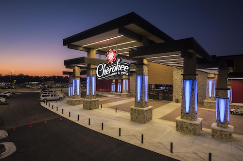Cherokee Casino & Hotel Roland