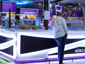 Bar (på overnatningsstedet)