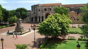 Desk, rollaway beds, free WiFi