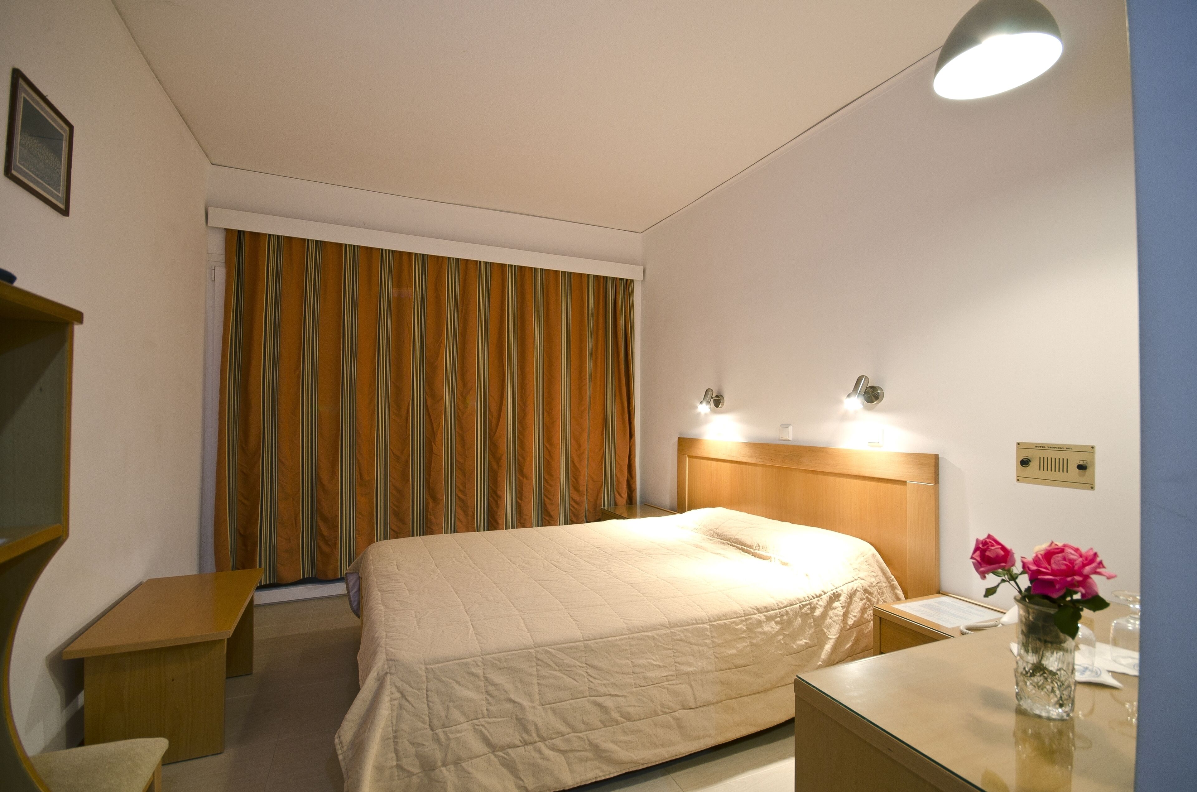 Soundproofing, free cots/infant beds, free WiFi, bed sheets