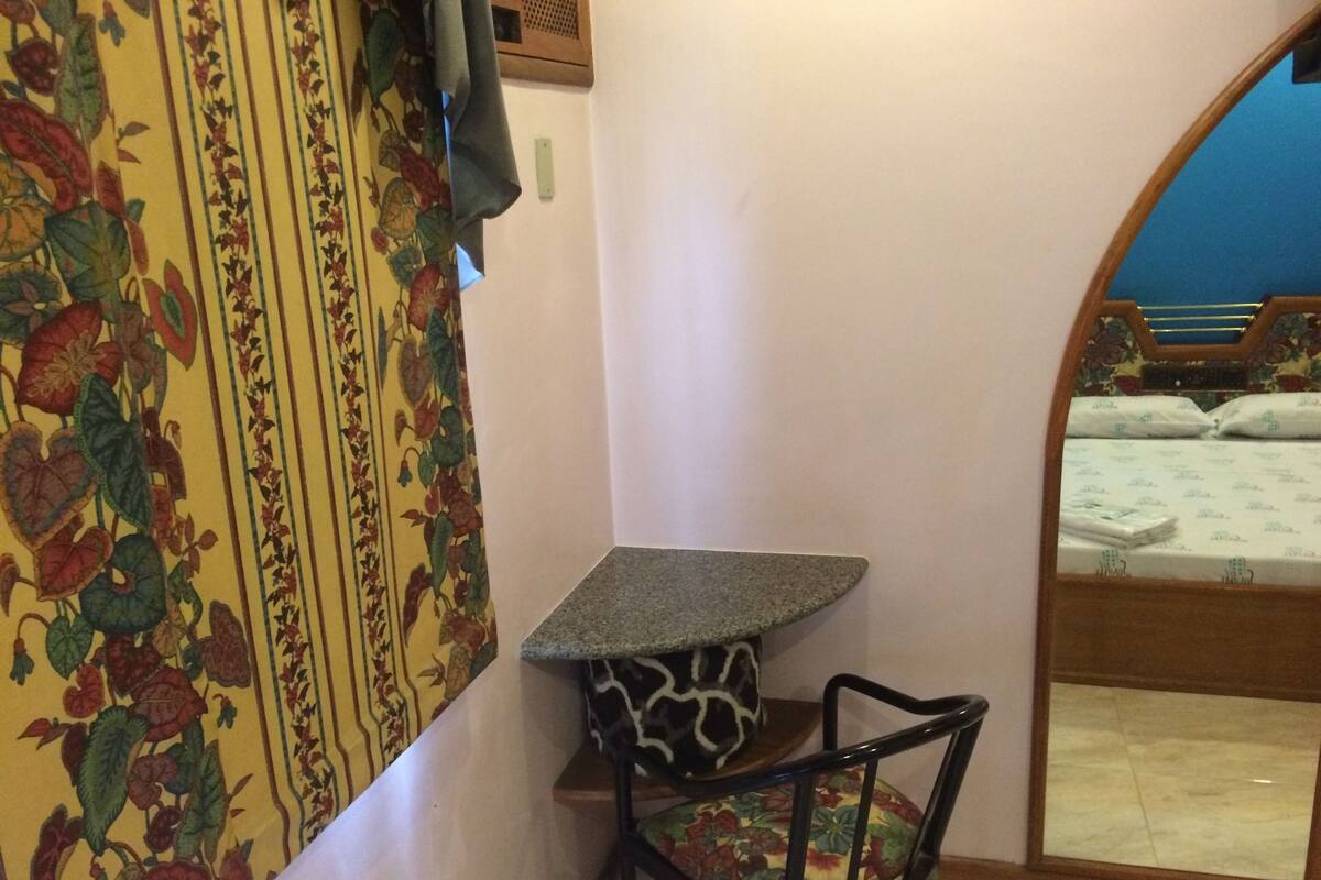 Desk, blackout drapes, WiFi (free), bed sheets