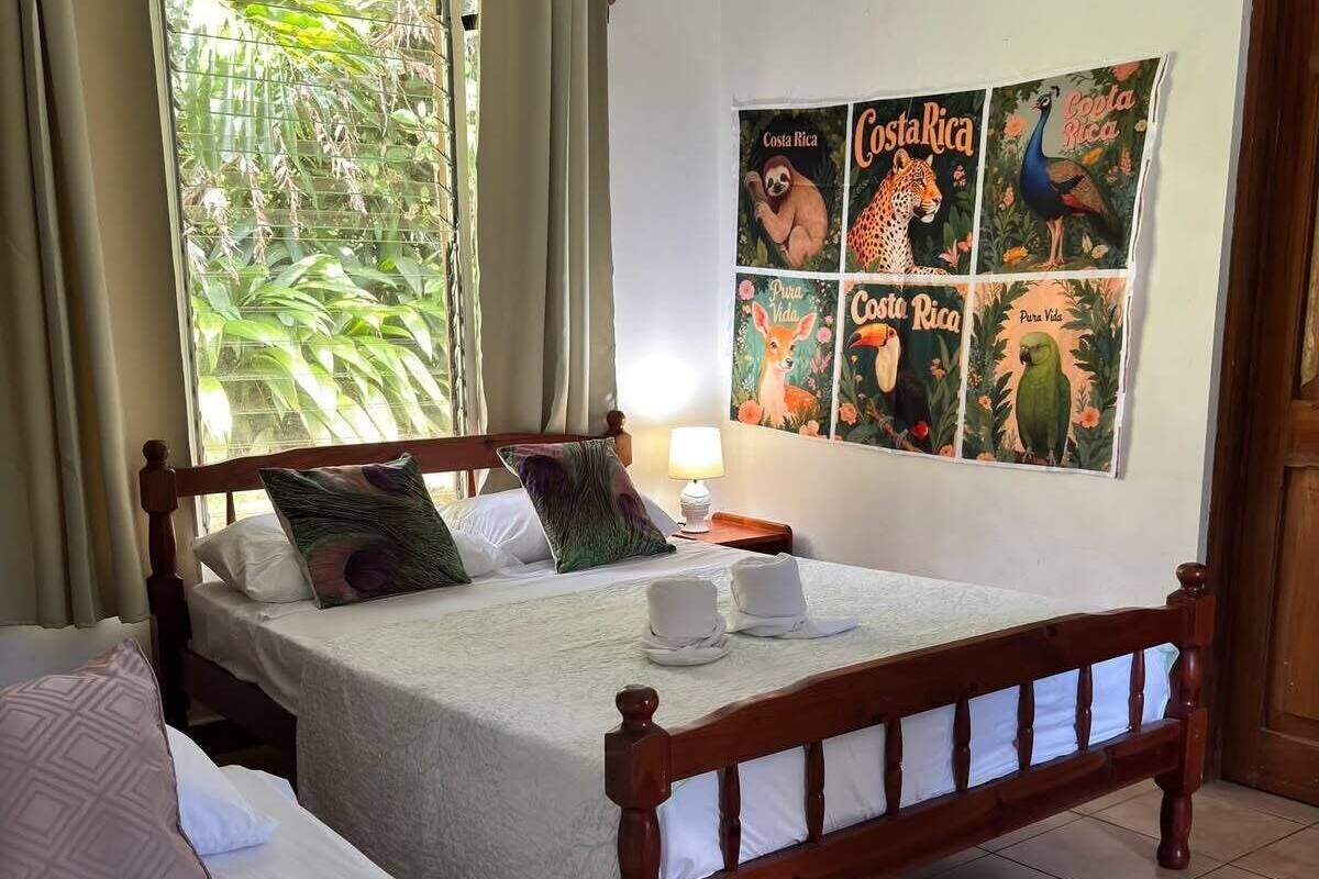 Premium bedding, cribs (free), rollaway beds (free), WiFi (free)