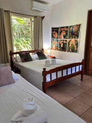 Premium bedding, free cots/infant beds, free rollaway beds, free WiFi - Diquis Del Sur (Ciudad Cortés)