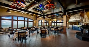 3 Restaurants, Frühstück, Mittagessen, Fisch und Meeresfrüchte