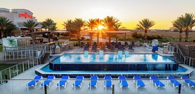 Silver Slipper Casino & Hotel - Adults Only