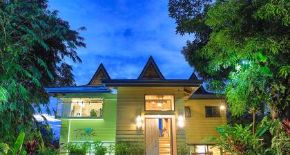 Tulemar Resort