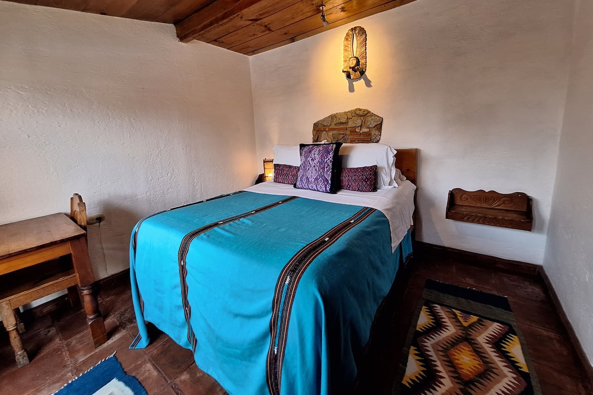 Double Room, 1 Double Bed, Shared Bathroom, Volcano View | Hypo-allergenic bedding, free WiFi, bed sheets