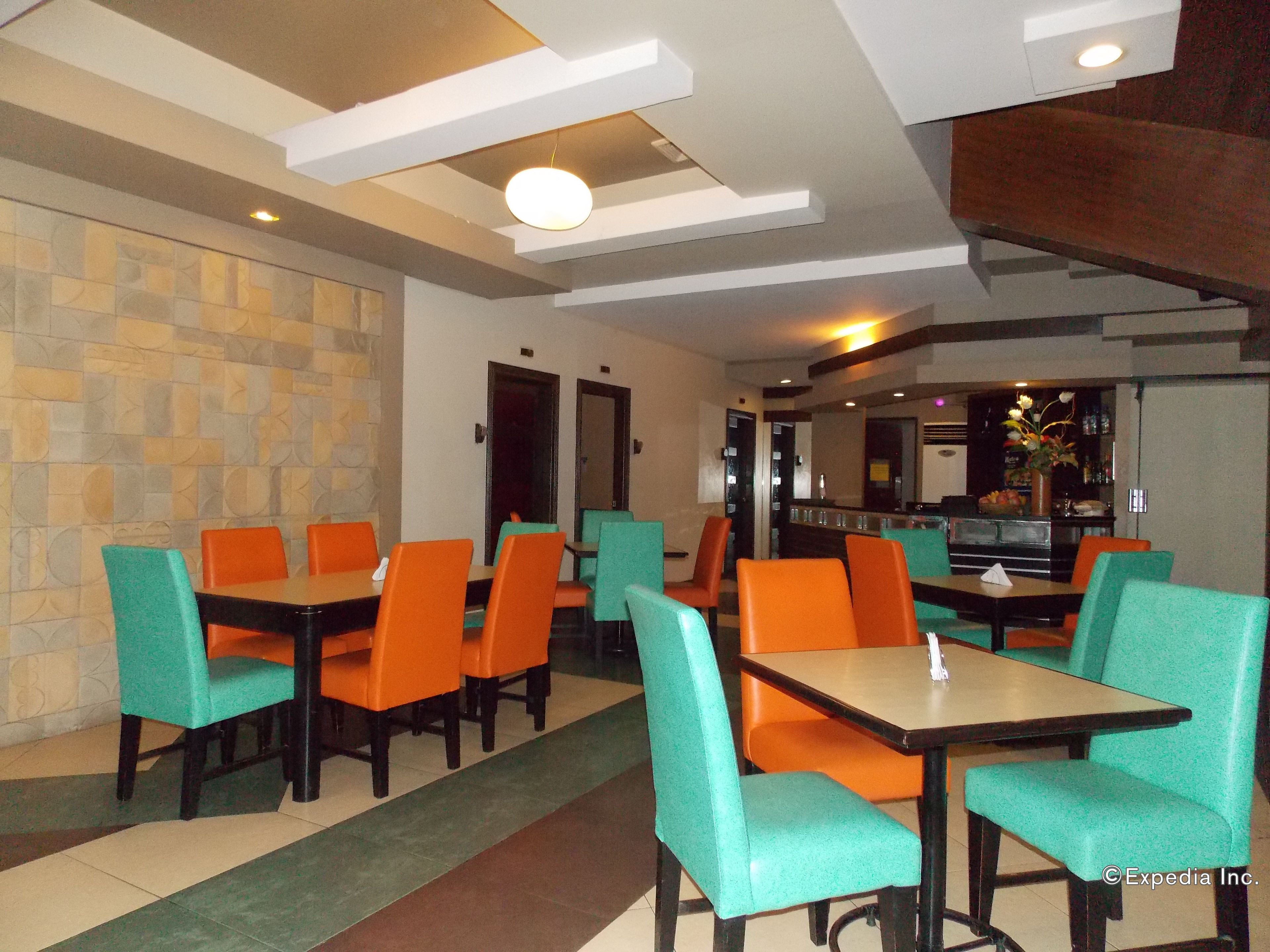 Breakfast, lunch, dinner served; Filipino cuisine 