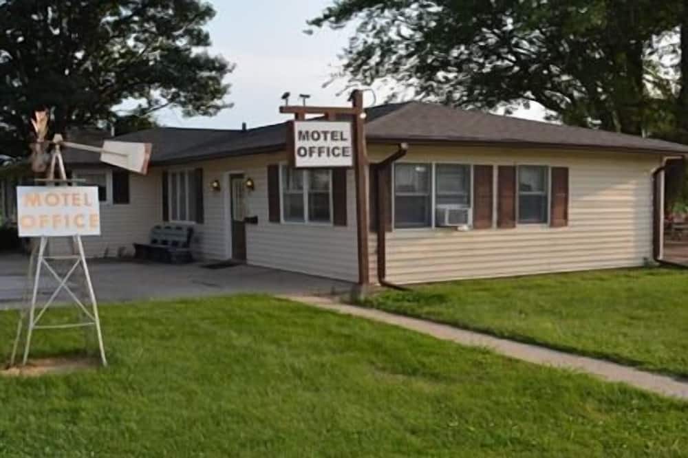 Edgetowner Motel - Stuart